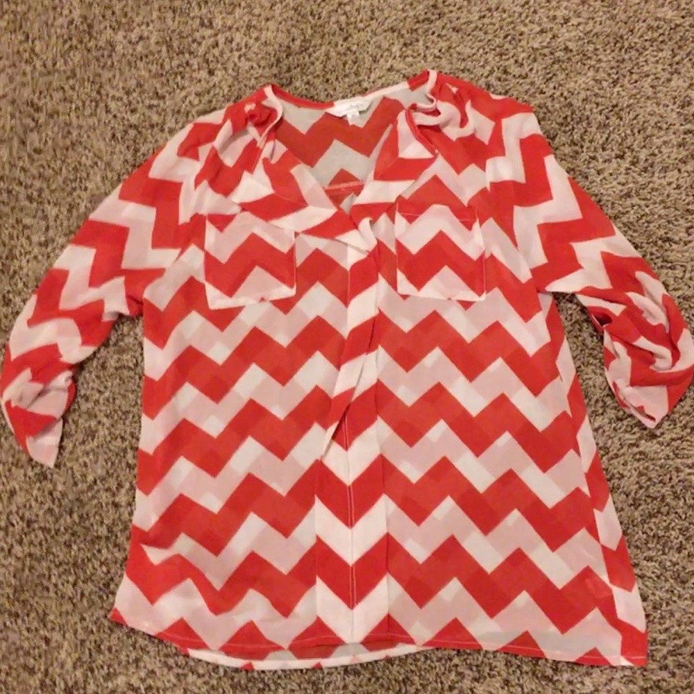 SOLD💎Charming Charlie Breezy lightweight Top Medium💎